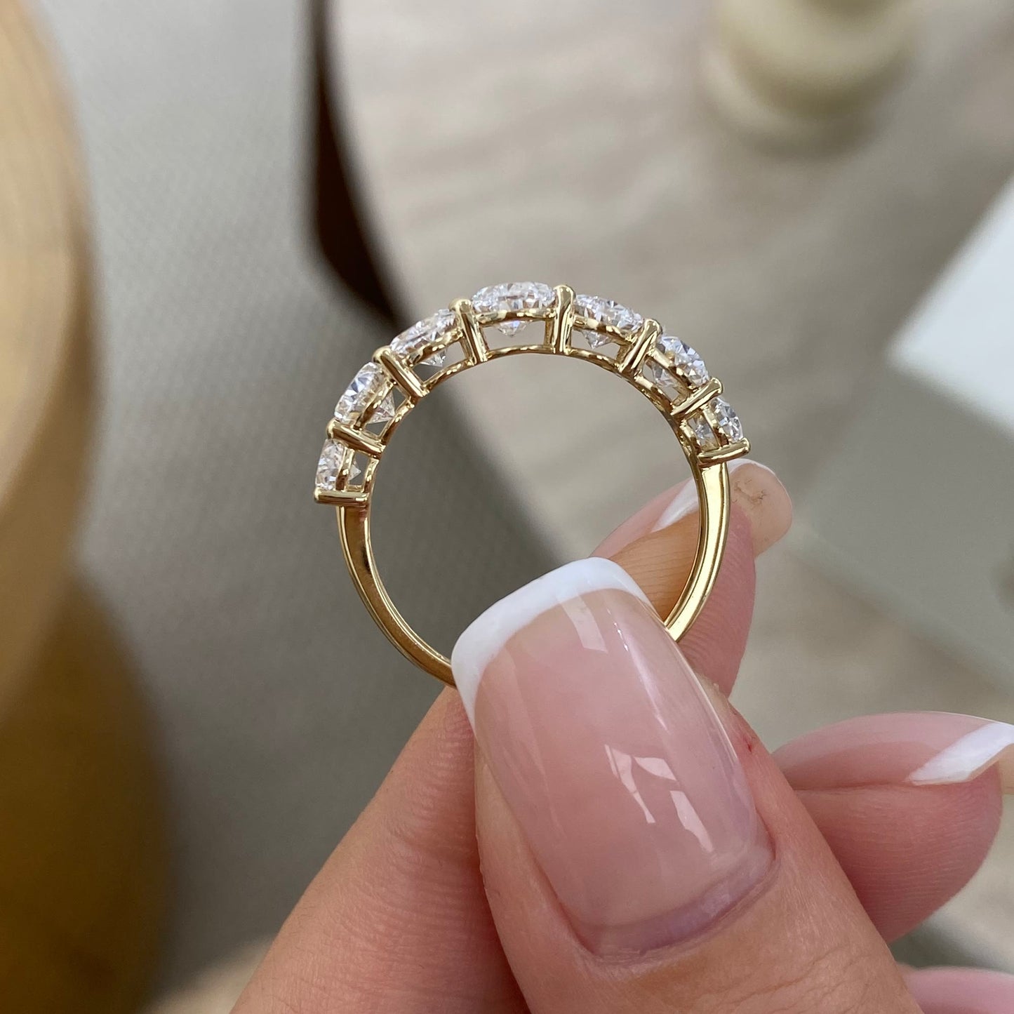 #צבע_זהב צהוב