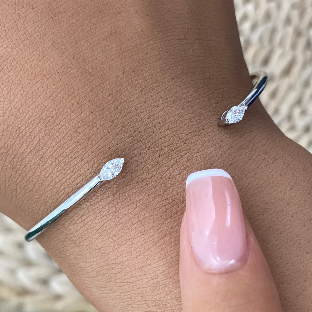 צמיד בנגל קשיח יהלום | 0.9 קראט