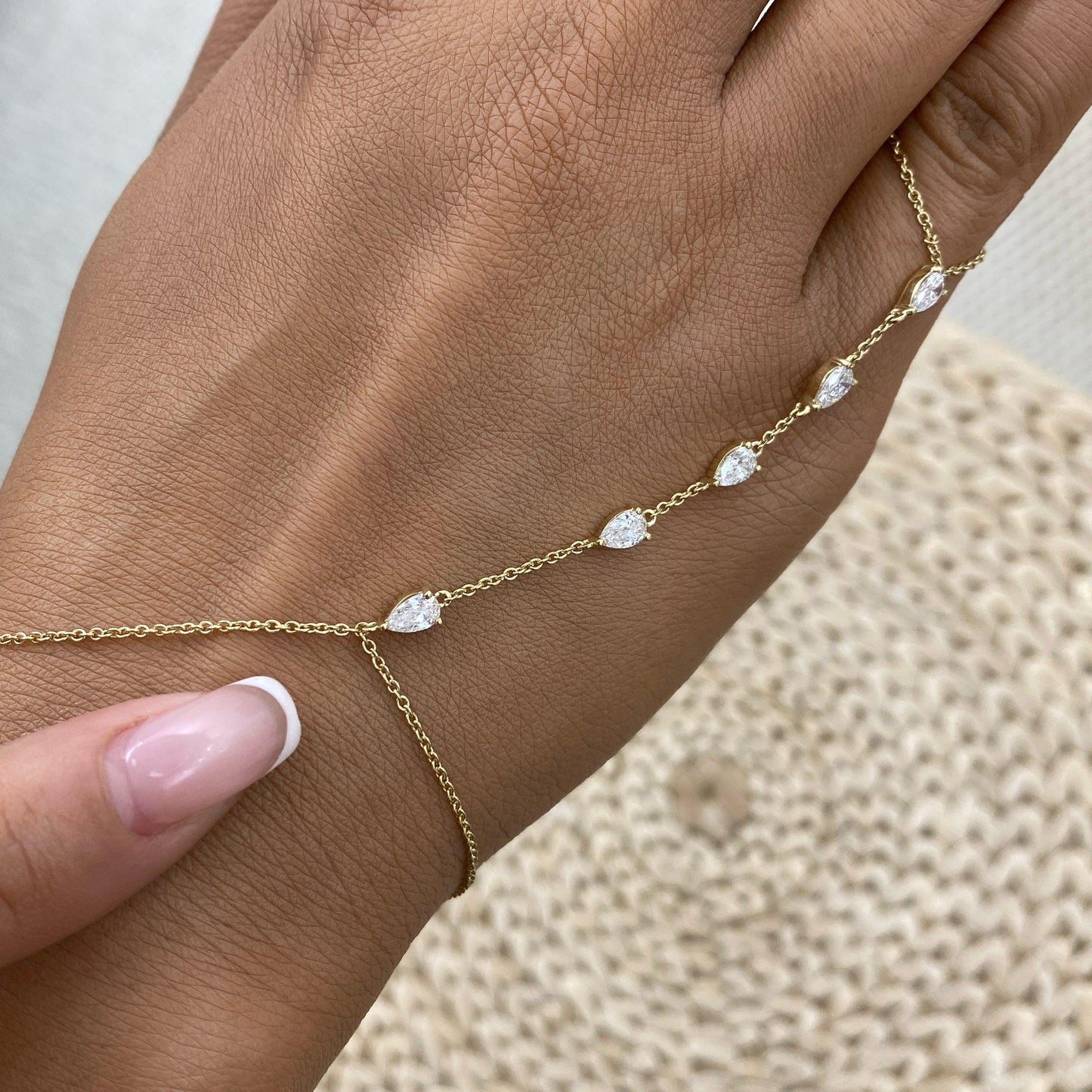 #צבע_זהב צהוב
