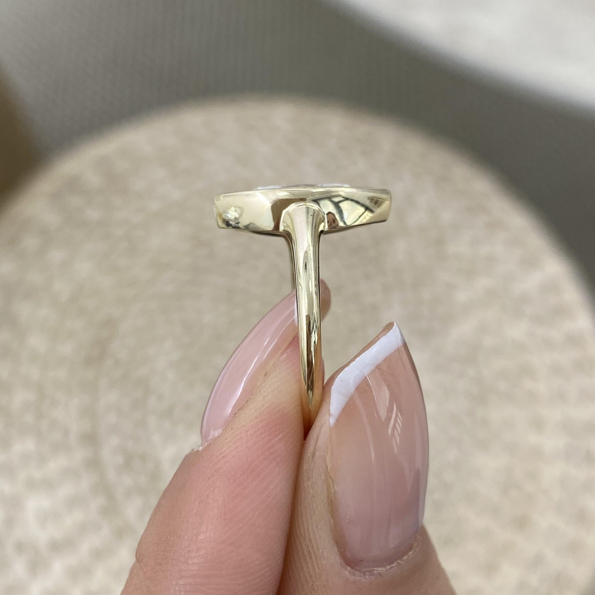 #צבע_זהב צהוב